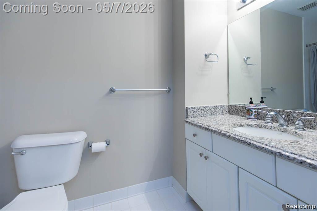 1560 W Lakeview Lane, Canton, MI 48187 — Photo 13