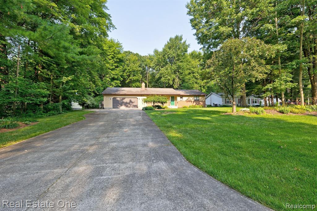 2225 LYNN Road, Sanford, MI 48657 — Photo 70