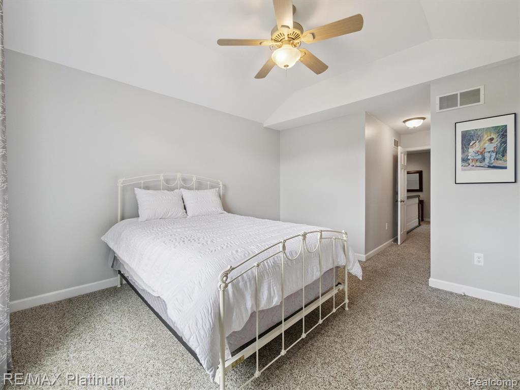 9071 Thornapple Drive, Pinckney, MI 48169 — Photo 44