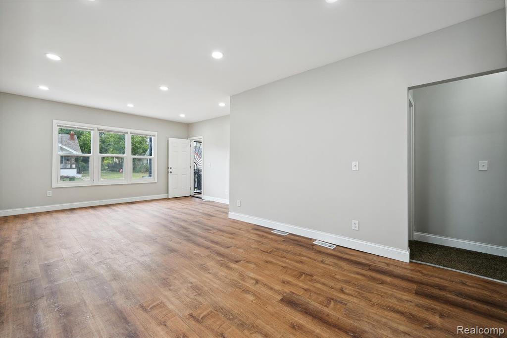 5555 Pacific, Detroit, MI 48204 — Photo 10