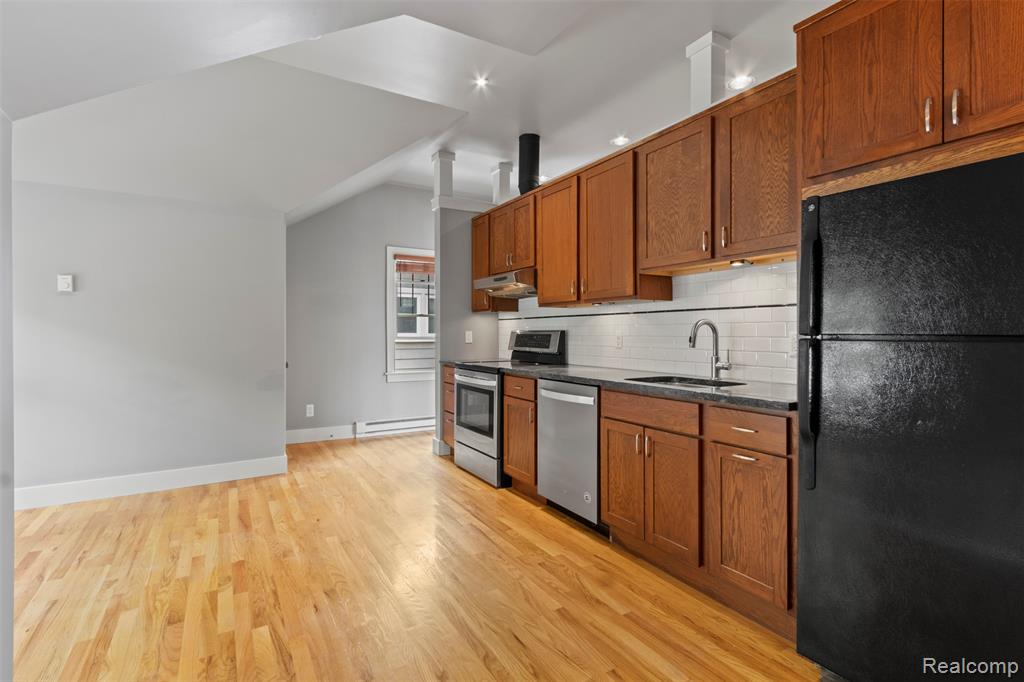 906 E 2nd Street, Royal Oak, MI 48067 — Photo 8