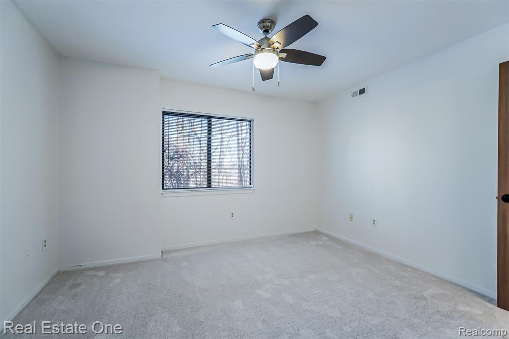 410 Spring Brooke Drive, Brighton, MI 48116 — Photo 16
