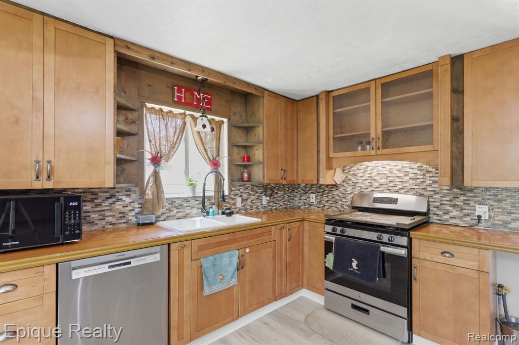 12376 W Reid Road, Durand, MI 48429 — Photo 5