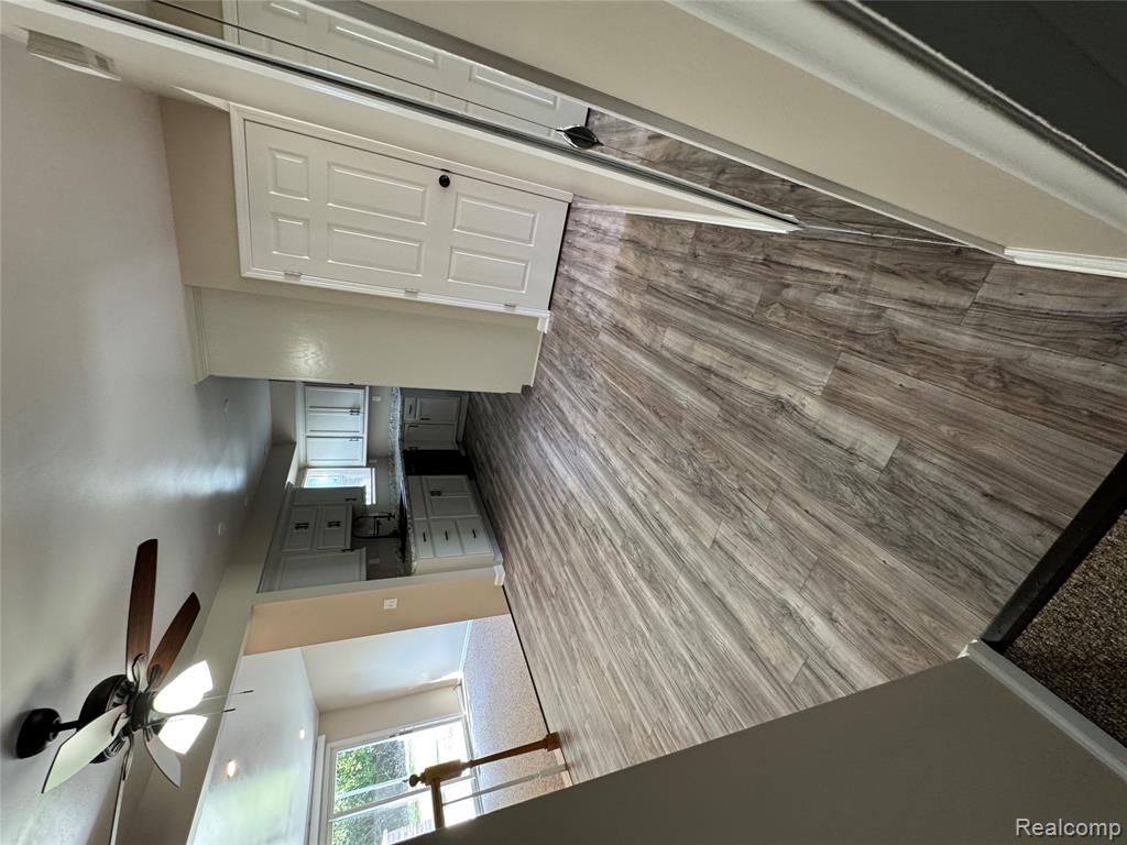 6128 Cold Spring Trail, Grand Blanc, MI 48439 — Photo 5