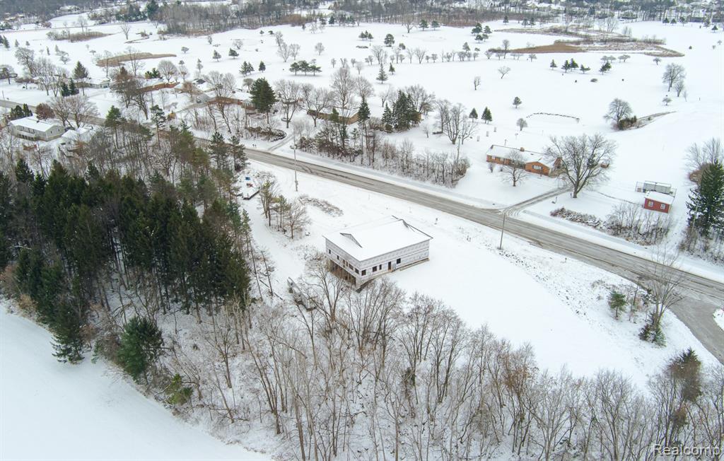 9525 Hegel Road, Goodrich Vlg, MI — Photo 15