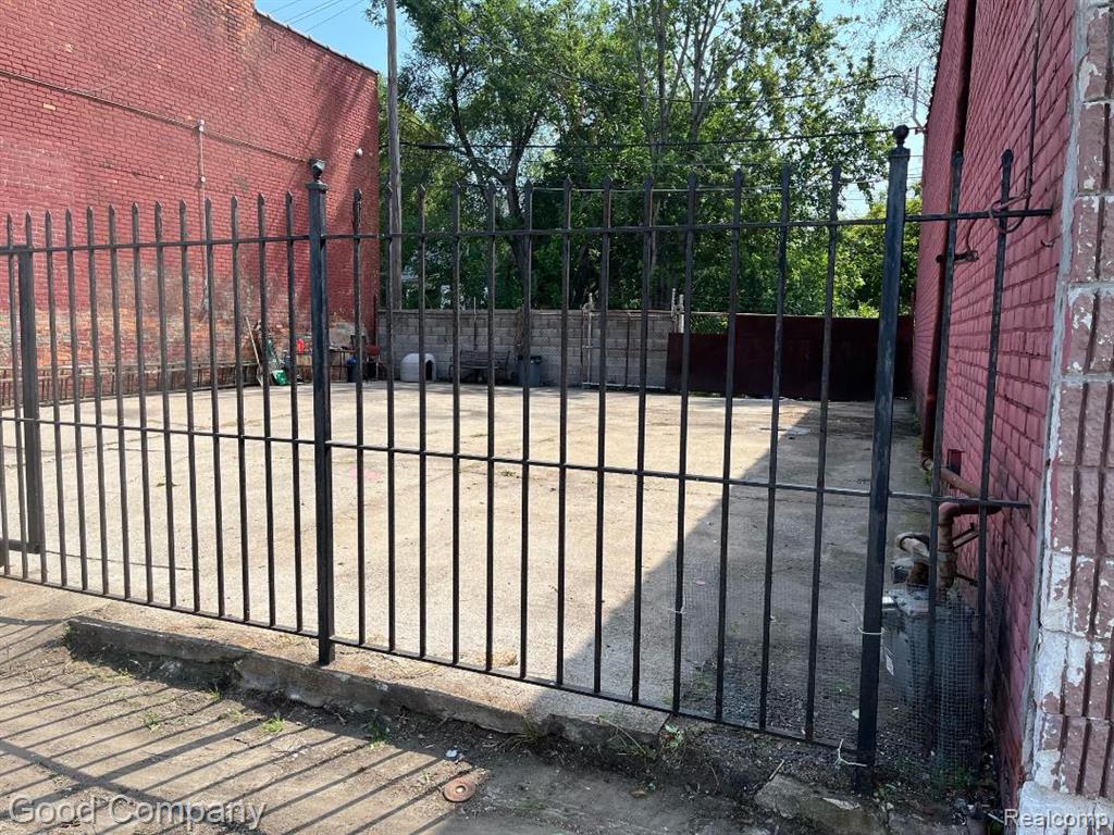 6338 Gratiot Avenue, Detroit, MI 48207 — front exterior