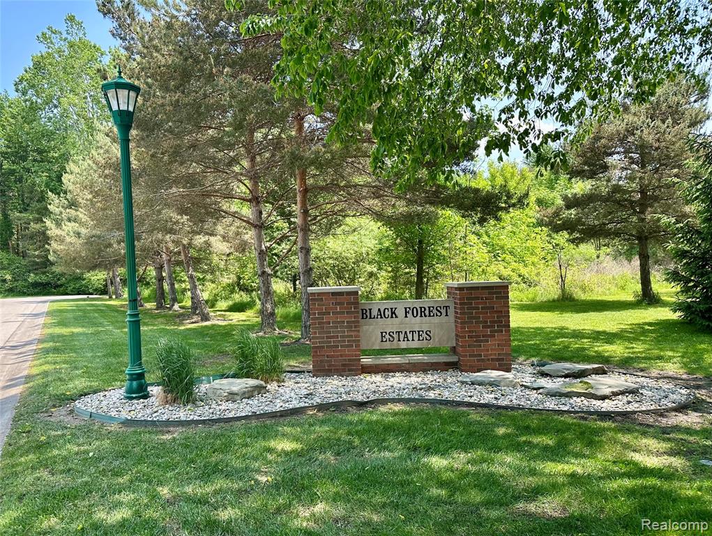 3408 N Burwick Drive, Port Huron, MI 48060 — Photo 11