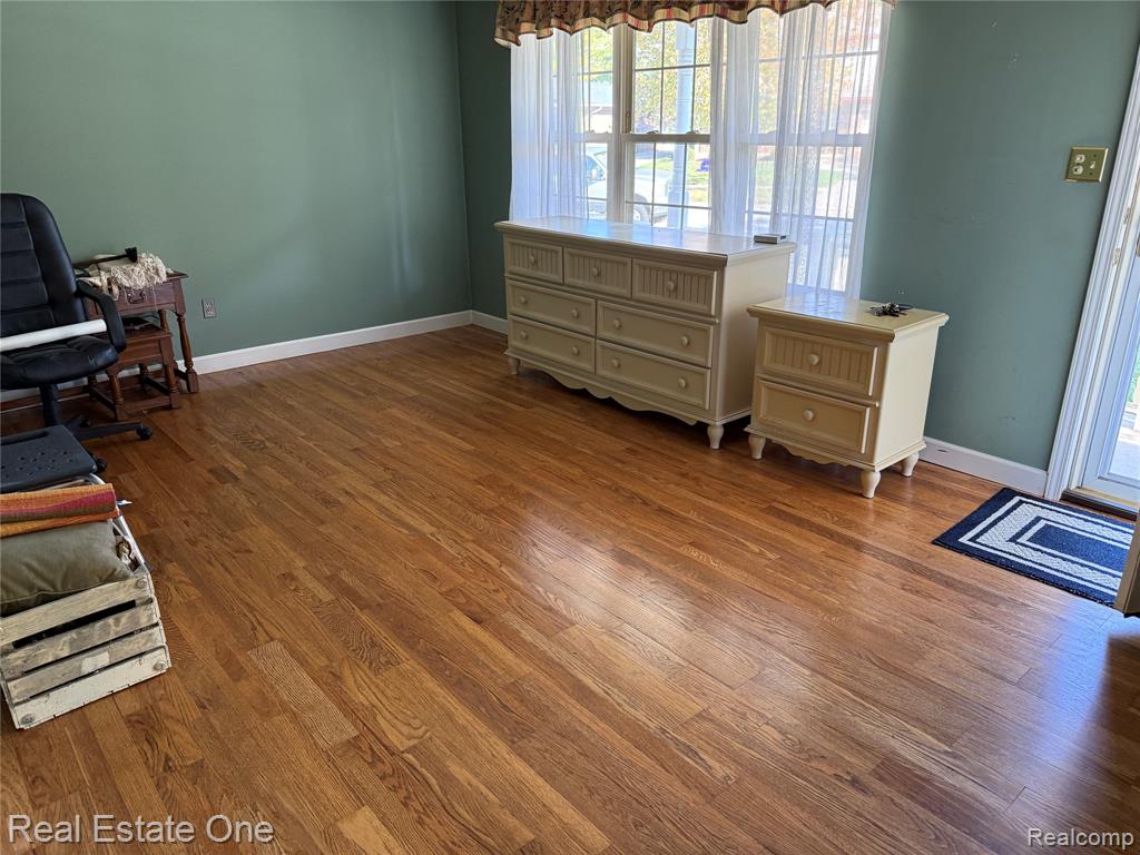 42075 GLORIA Drive, Canton, MI 48187 — Photo 7