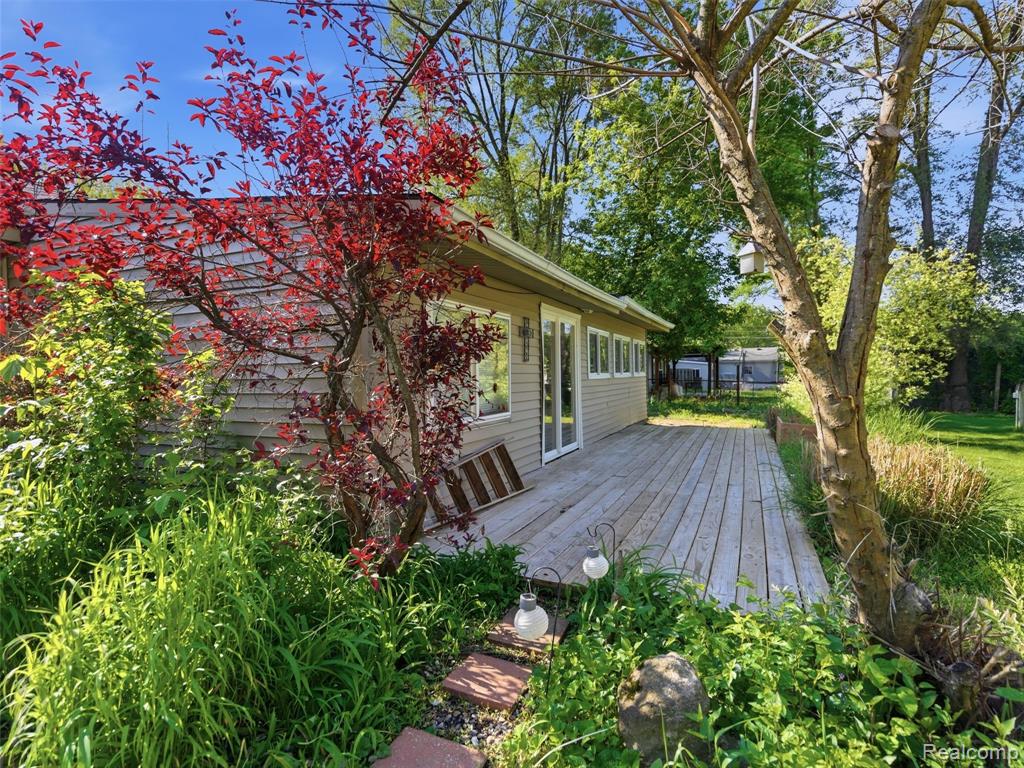 3557 Frankman Avenue, Waterford, MI 48329 — Photo 25