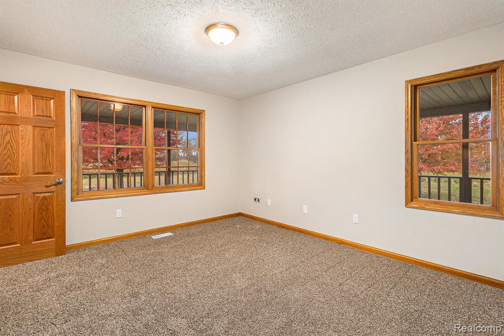 3598 Gannon Road, Howell, MI 48855 — Photo 16