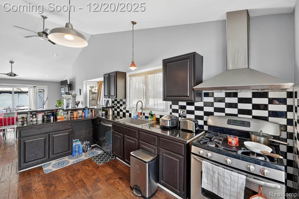 821 Grace Street, Northville, MI 48167 — Photo 16