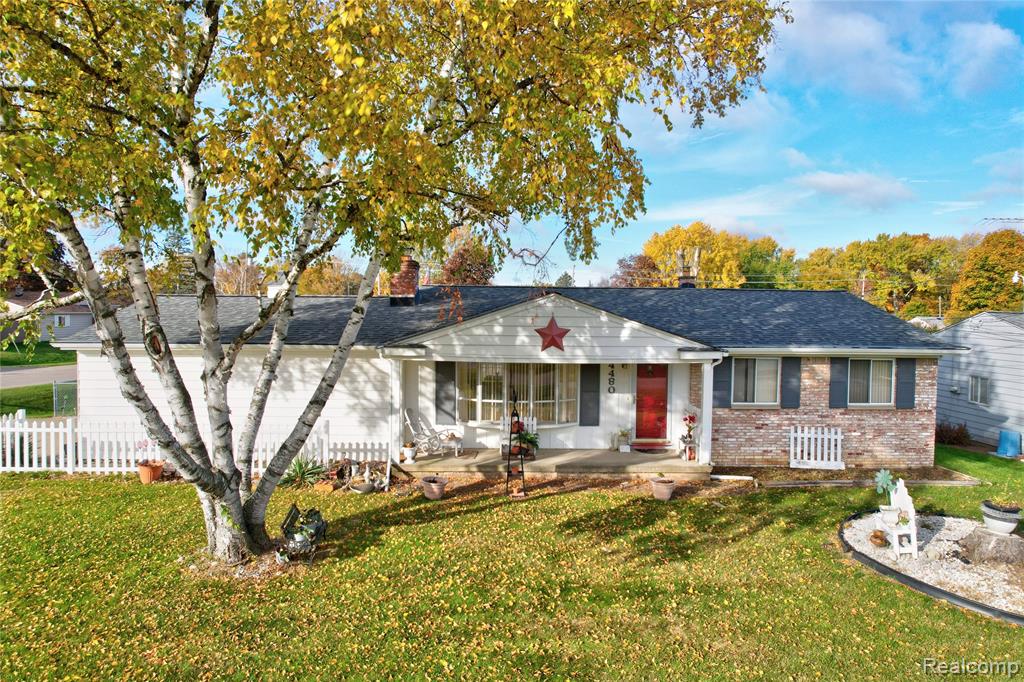 4480 Cherrytree Lane, Flint, MI 48507 — front exterior