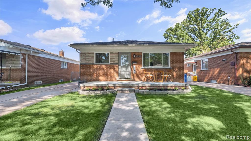 5961 Centralia Street, Dearborn Heights, MI 48127 — Photo 33