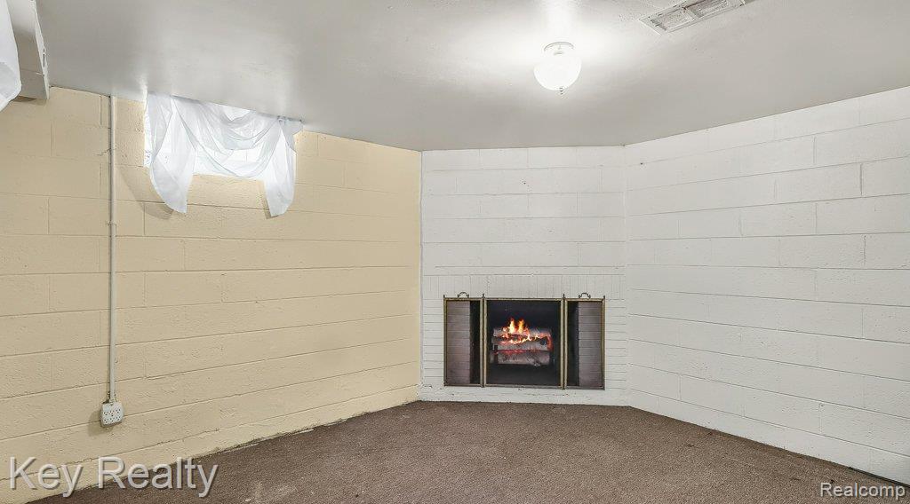 28611 Lathrup Boulevard, Lathrup Village, MI 48076 — Photo 28