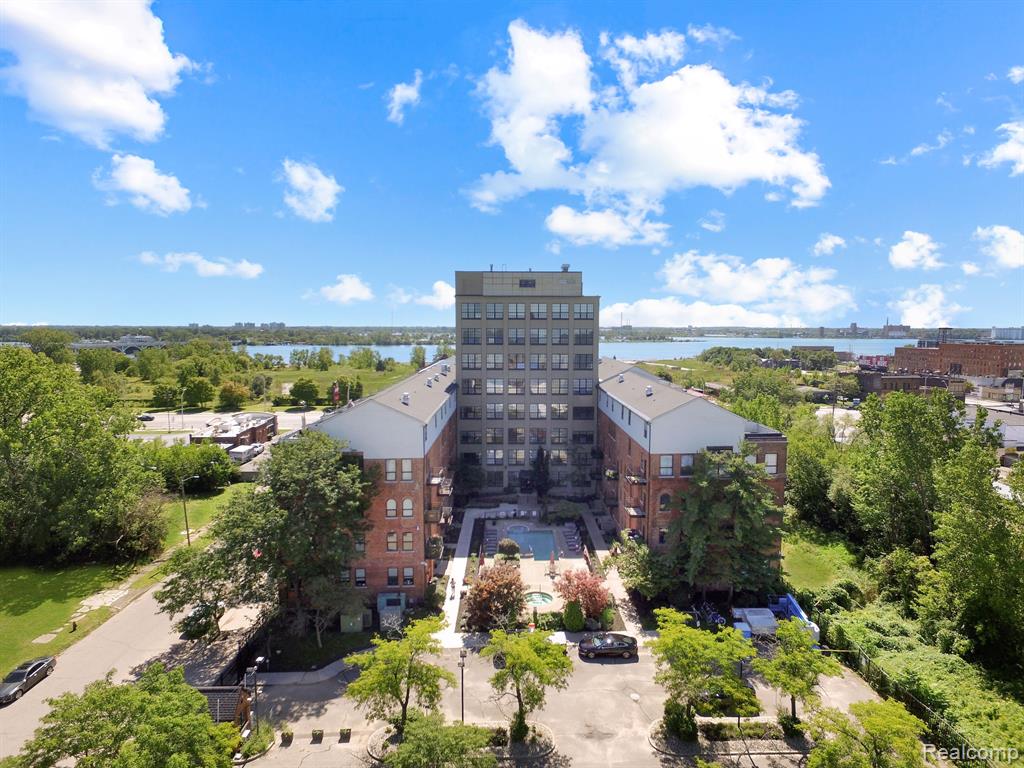 6533 E JEFFERSON Avenue, 6-LL04, Detroit, MI 48207 — Photo 43