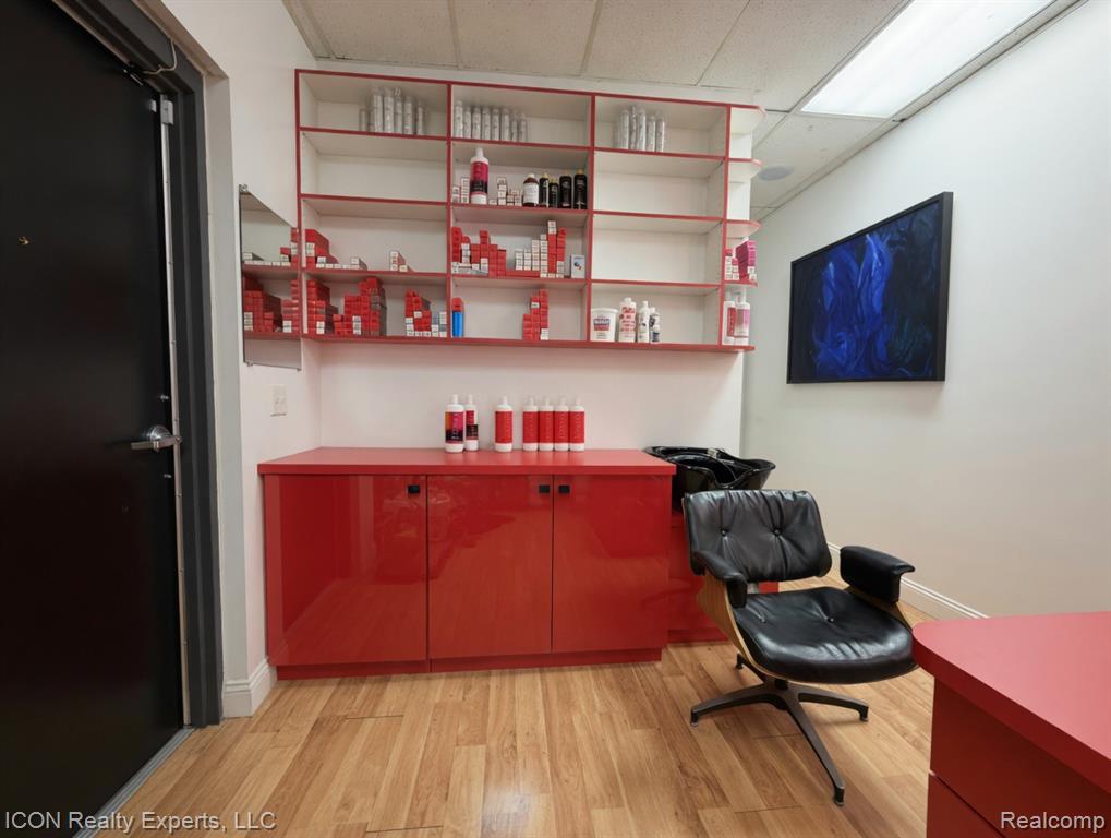 6451 Rochester Rd, Troy, MI 48085 — Photo 19