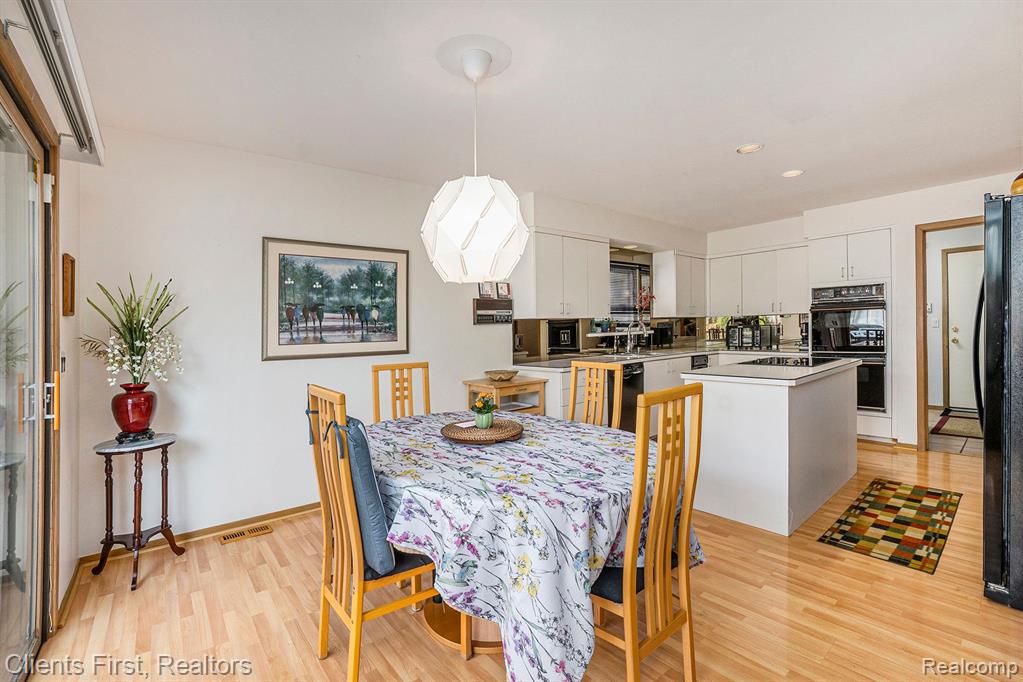 6212 TIMBERWOOD N, West Bloomfield, MI — Photo 18