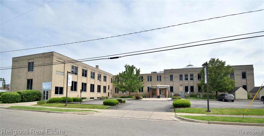 10606 W Carson City Road, Greenville, MI, 48838