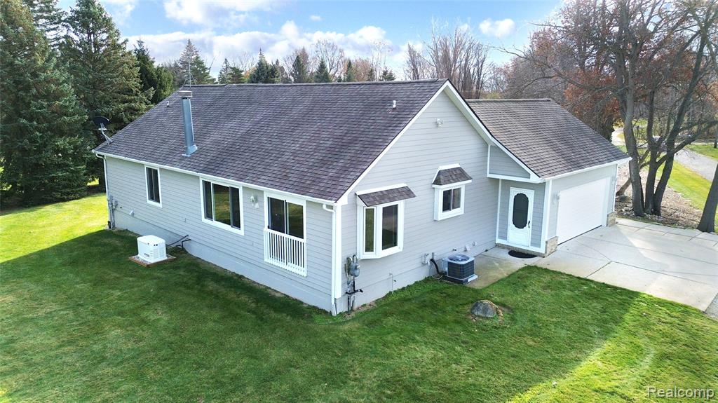 2595 Clinton Hills Road, Ortonville, MI 48462 — Photo 27