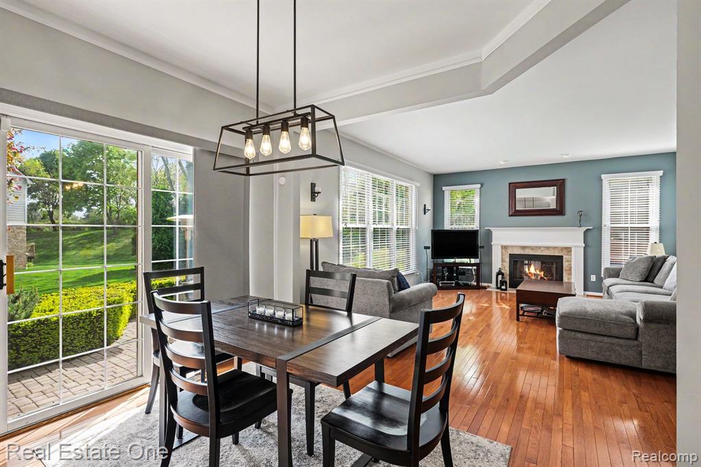 737 Woodfield Way, Rochester Hills, MI 48307 — Photo 10
