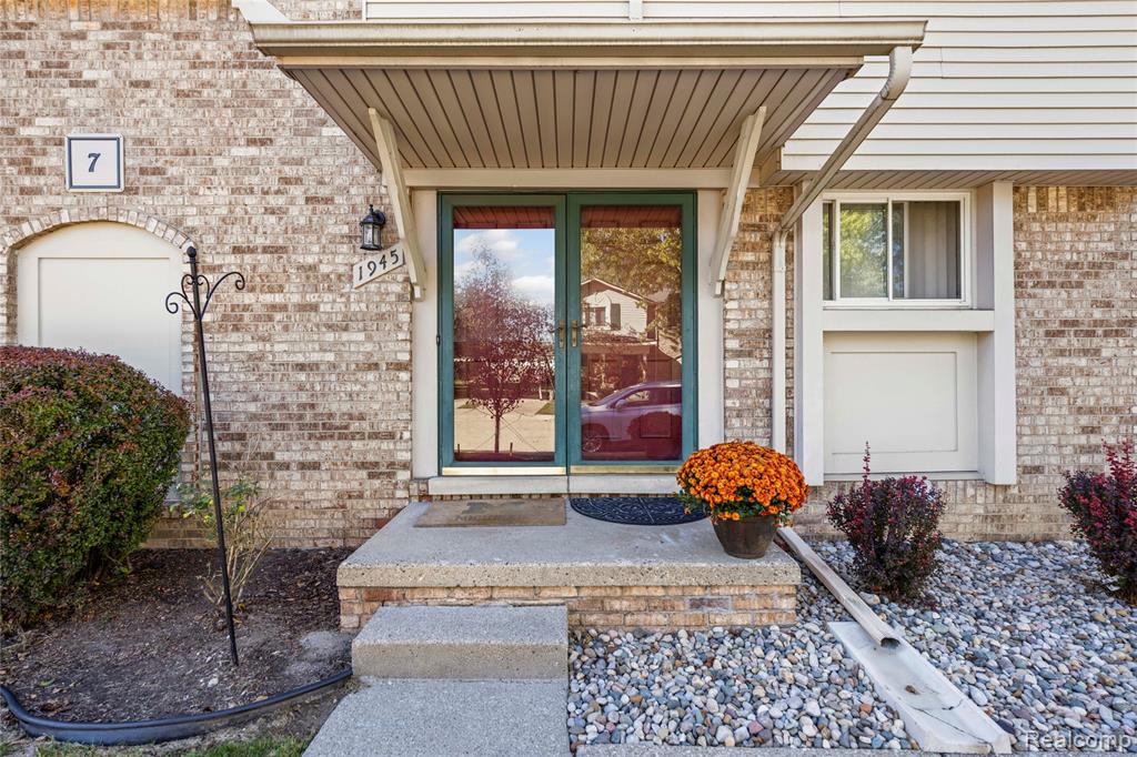 1945 W Franklin Drive, Canton, MI 48187 — Photo 31