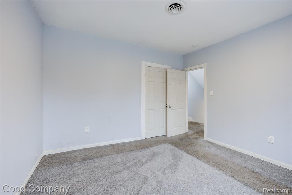 849 CHALMERS Street, Detroit, MI 48215 — Photo 26