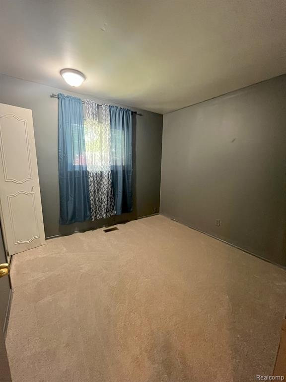 4053 HEATHGATE Drive, Lansing, MI 48911 — Photo 18
