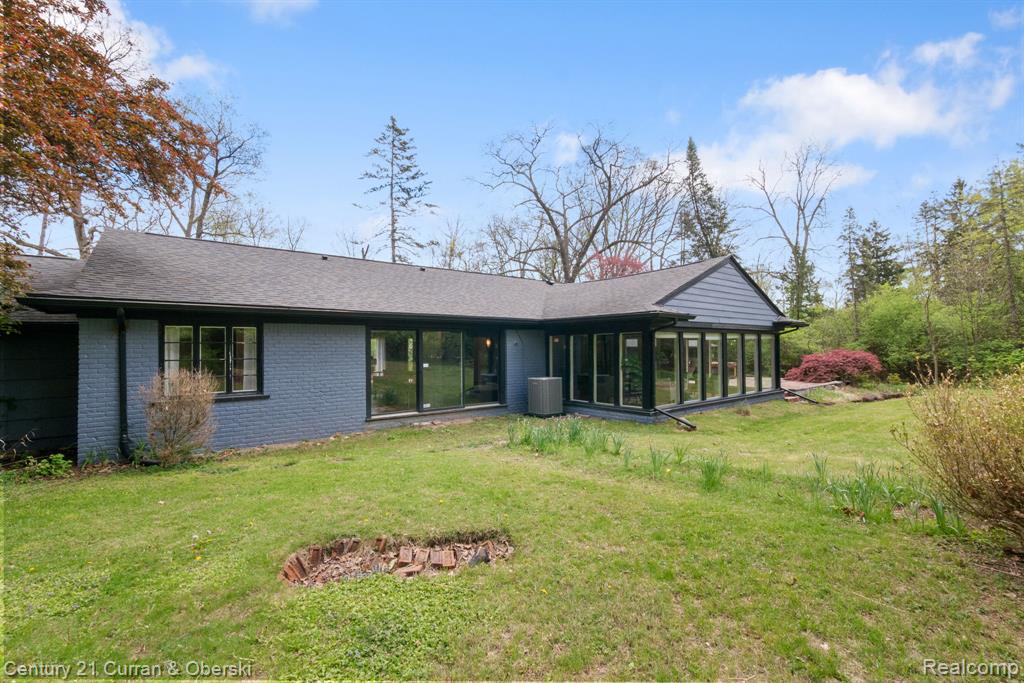 27869 Old Colony Street, Farmington, MI 48334 — Photo 49
