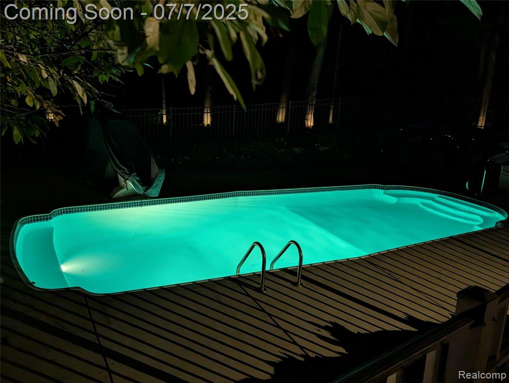 7098 Hickory Hollow Circle, Clarkston, MI 48348 — Photo 68