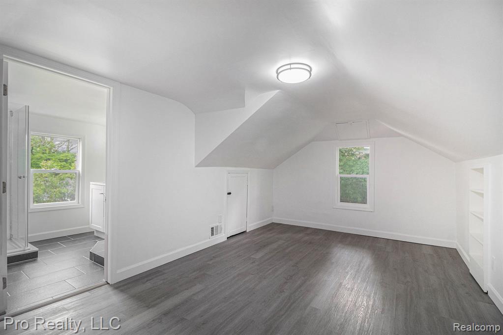 77 WIARD Road, Ypsilanti, MI 48198 — Photo 17