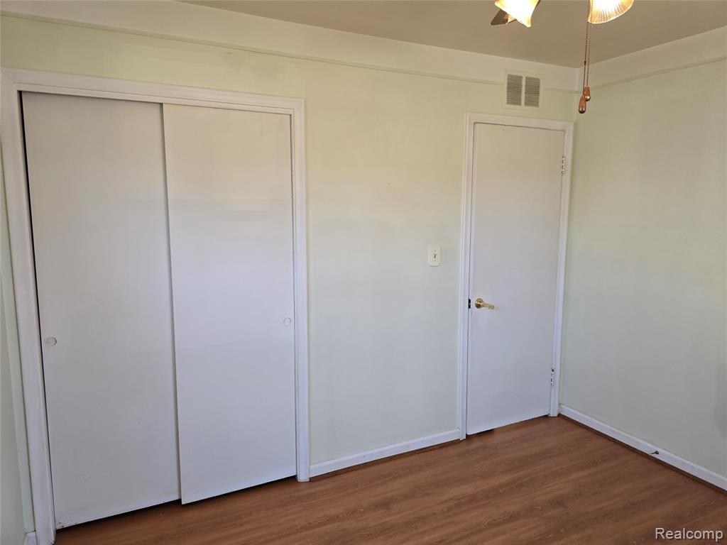 535 Lytle Place, Garden City, MI — Photo 25
