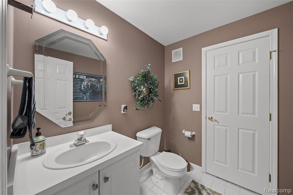 45523 Muirfield Drive, Canton, MI 48188 — Photo 48