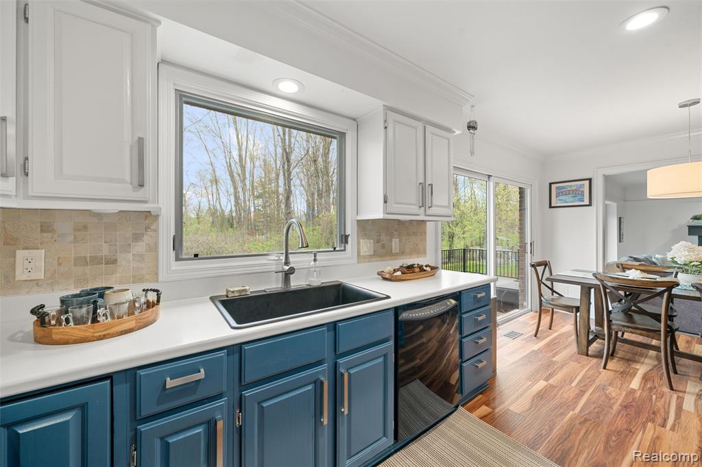 46611 Darwood Court, Plymouth, MI 48170 — Photo 37