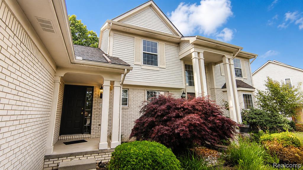 7622 Park Meadow Lane, West Bloomfield, MI 48324