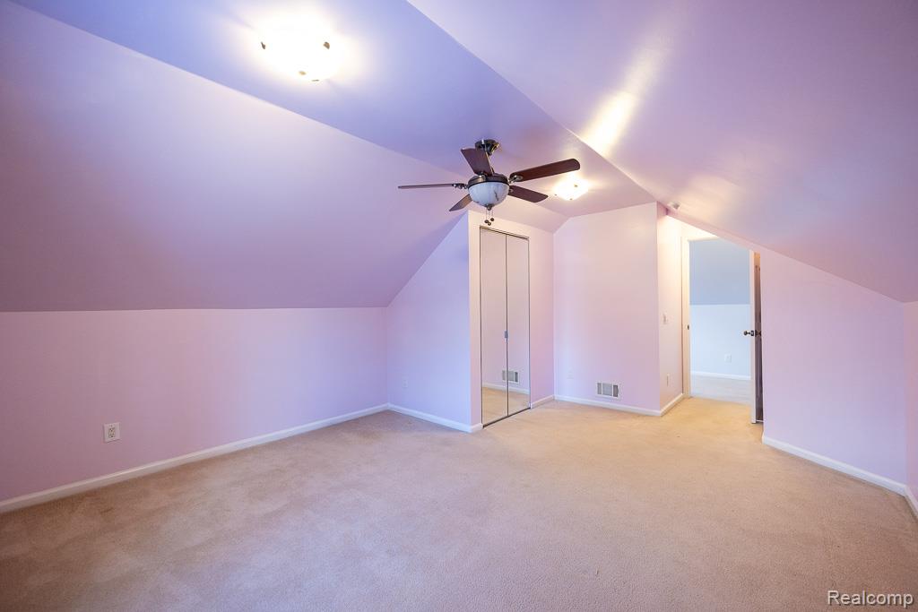 620 CATALPA Drive, Royal Oak, MI 48067 — Photo 12