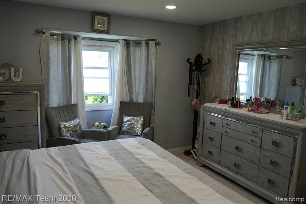 6426 Chase Road, Dearborn, MI 48126 — Photo 11