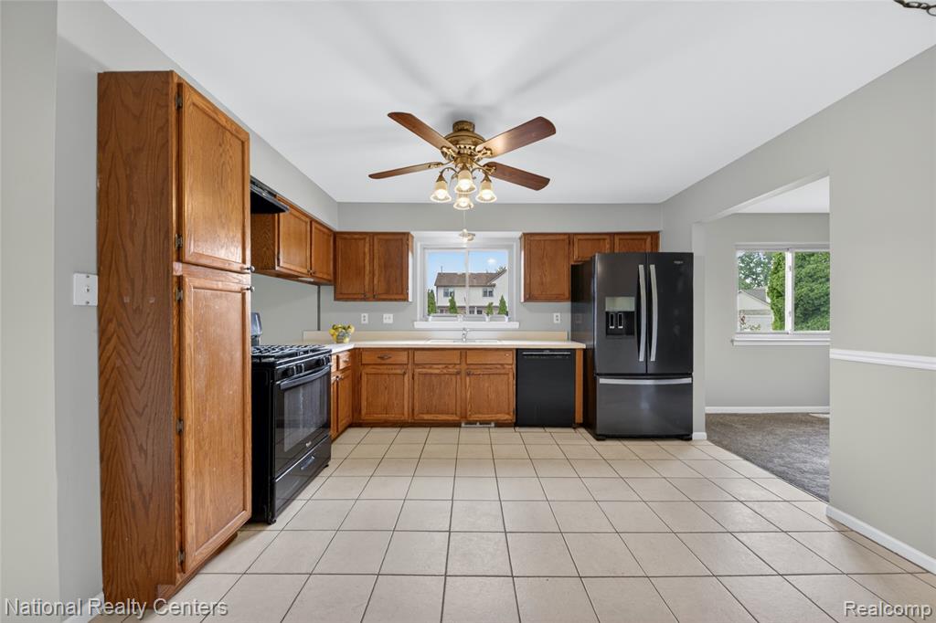 41531 Simcoe Drive, Canton, MI 48188 — Photo 15