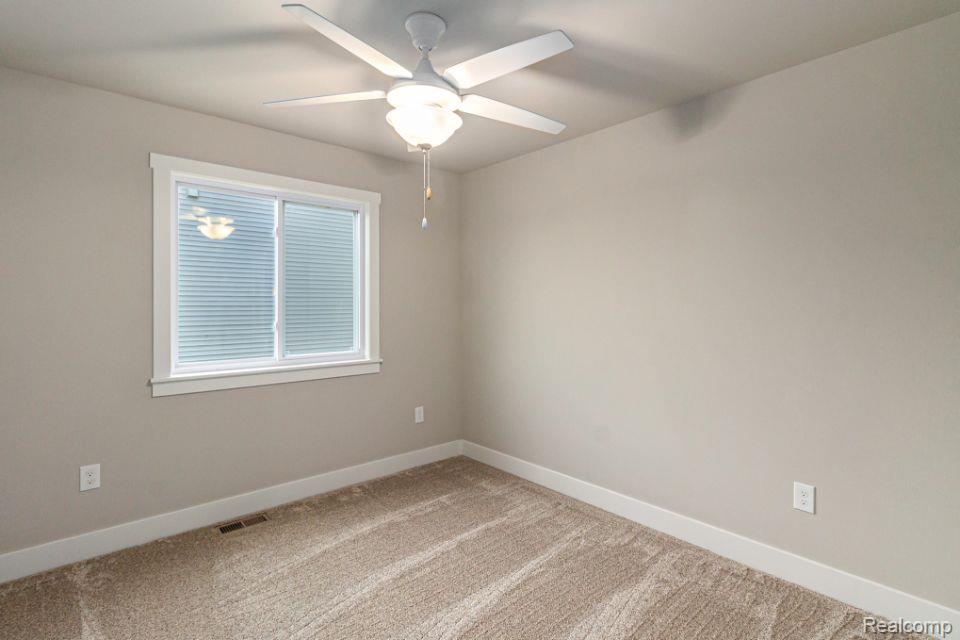 104 Cottonwood Court Court, Litchfield, MI 49252 — Photo 12