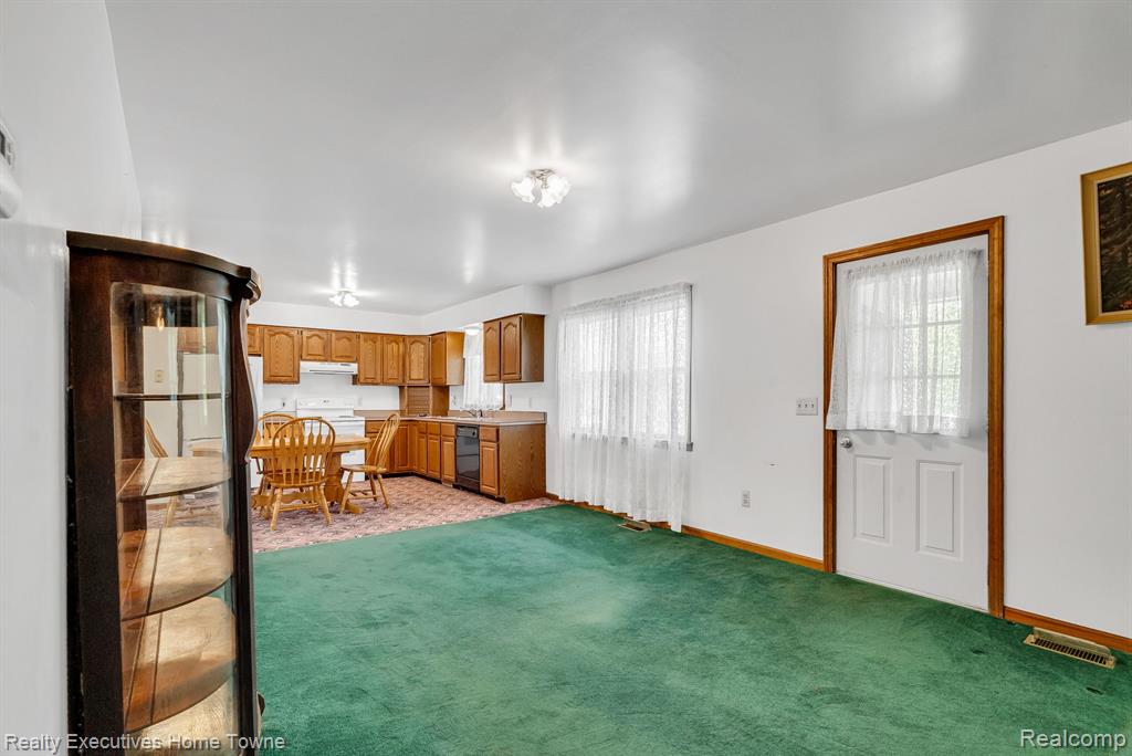 5390 Walker Road, Clyde, MI 48049 — Photo 17