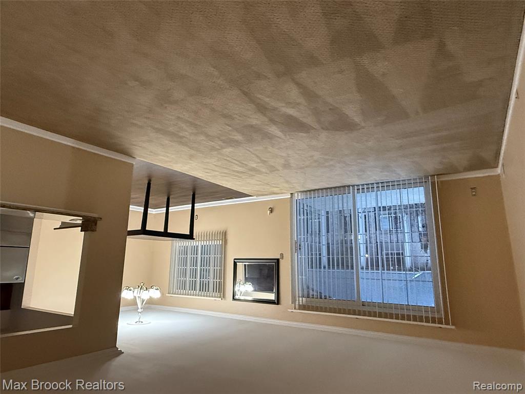 6109 Orchard Lake Road, West Bloomfield, MI — Photo 10