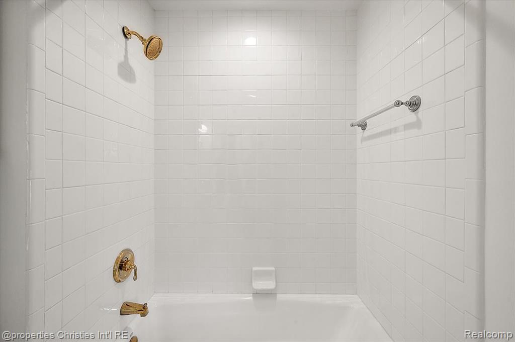 775 Wallace Street, Birmingham, MI 48009 — Photo 43