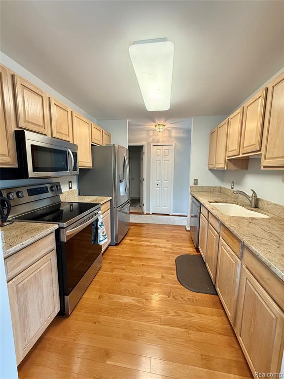 6426 Club Court W, Grand Blanc, MI 48439 — Photo 25