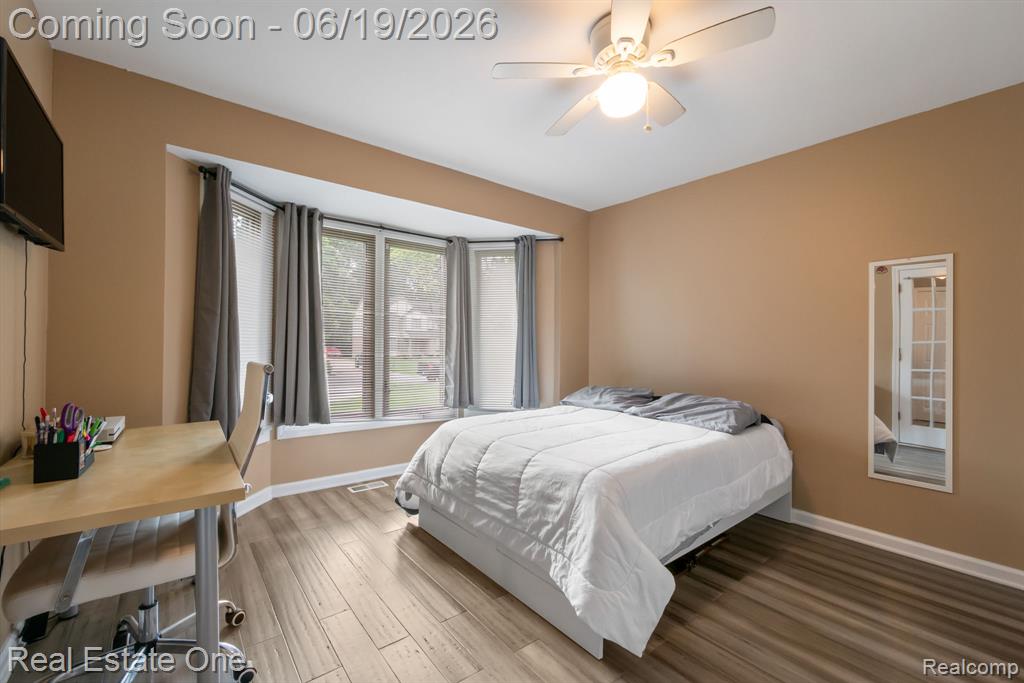 5277 Waterview Drive, West Bloomfield, MI 48323 — Photo 23