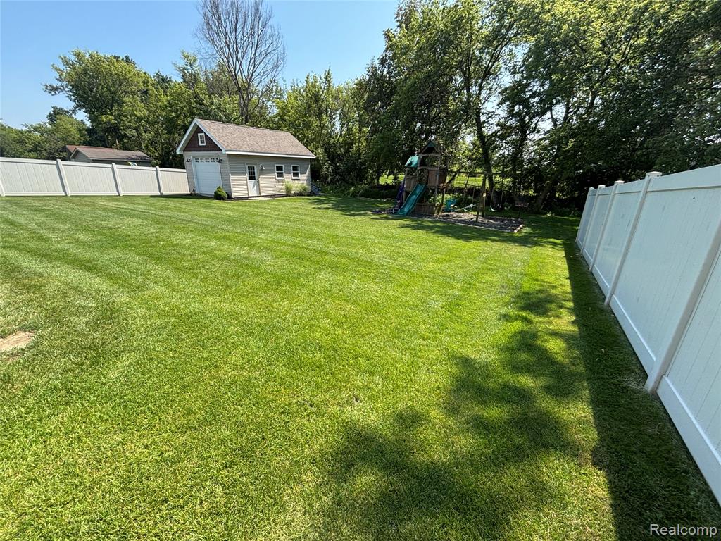 4272 Quail Ridge Lane, Newport, MI 48166 — Photo 65