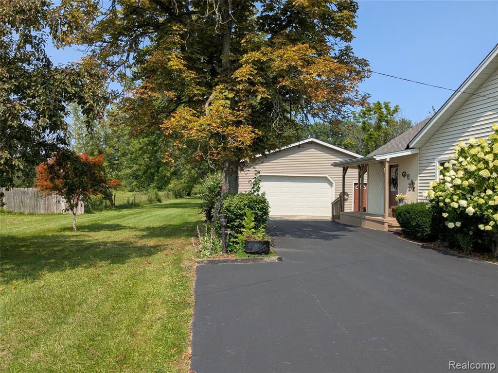 9512 Pearl Beach Boulevard, Algonac, MI 48001 — Photo 6