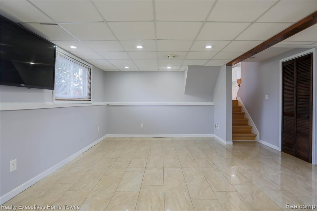 38146 Mast Street, Harrison Township, MI — Photo 53