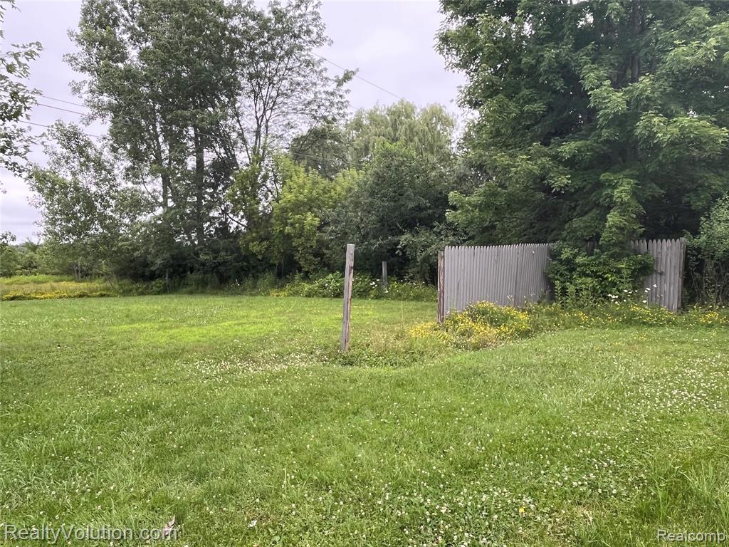 4025 Barth Drive, Mussey, MI 48014 — Photo 19