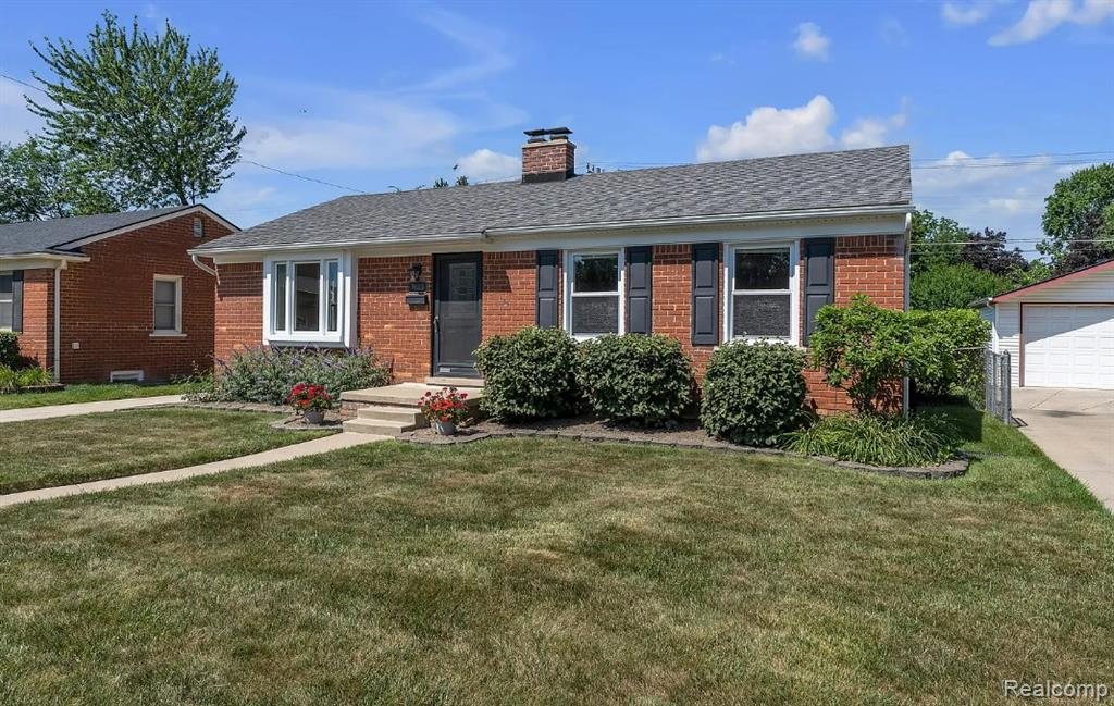 9623 Fairfield Street, Livonia, MI 48150 — Photo 3