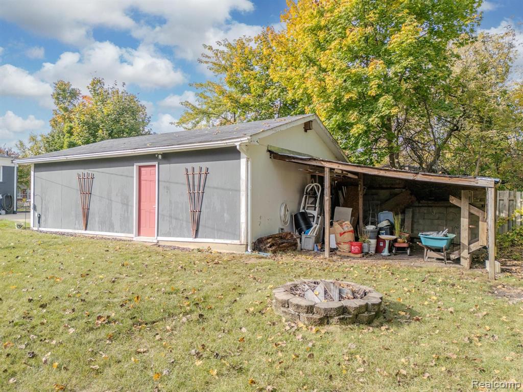 732 SQUIRE Lane, Milford, MI 48381 — Photo 19