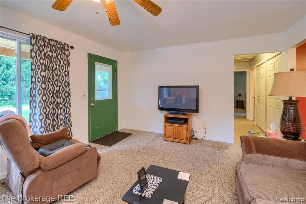 7480 Vassar Road, Otisville, MI 48463 — Photo 13